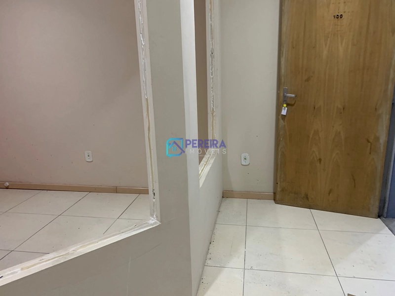 Sala comercial no centro: 3ª foto da galeria de imagens do imóvel