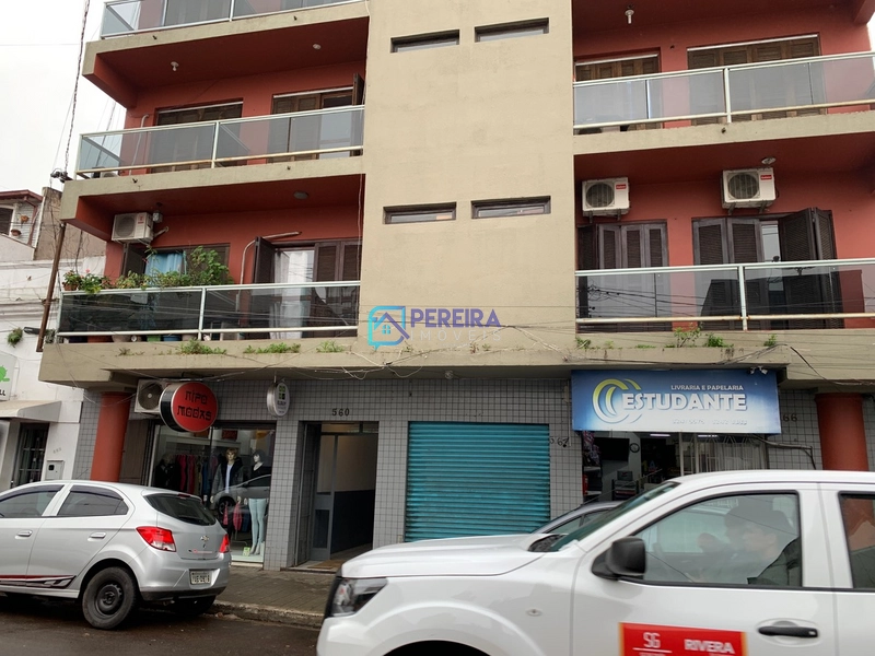 Sala comercial no centro: 1ª foto da galeria de imagens do imóvel