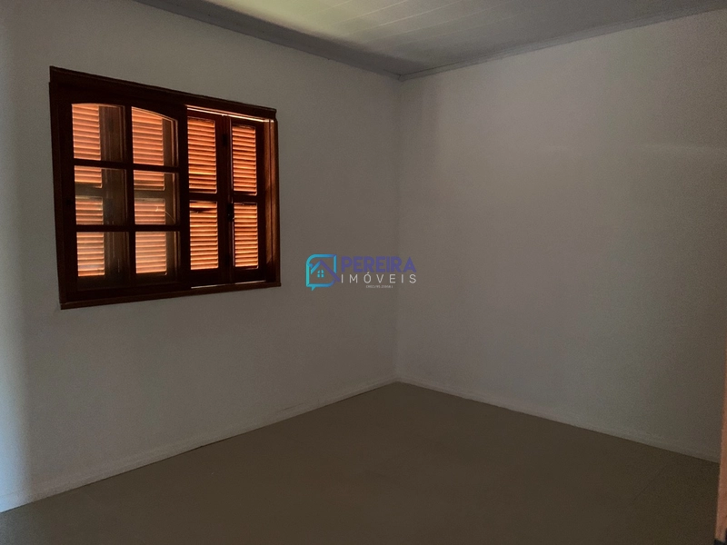 Casa de 02 dormitórios: 3ª foto da galeria de imagens do imóvel