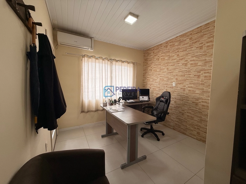 Casa no centro com 02 dormitórios: 22ª foto da galeria de imagens do imóvel