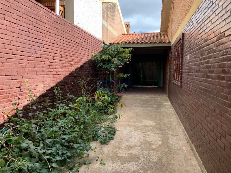 Casa 3 dormitórios ( 1 suíte) Residencial Veneza: 3ª foto da galeria de imagens do imóvel