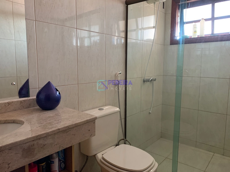 Casa de 03 dormitórios + apartamento no centro.: 26ª foto da galeria de imagens do imóvel