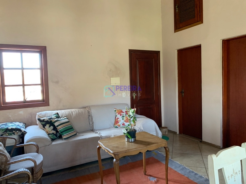 Casa de 03 dormitórios + apartamento no centro.: 14ª foto da galeria de imagens do imóvel