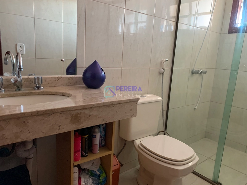 Casa de 03 dormitórios + apartamento no centro.: 7ª foto da galeria de imagens do imóvel