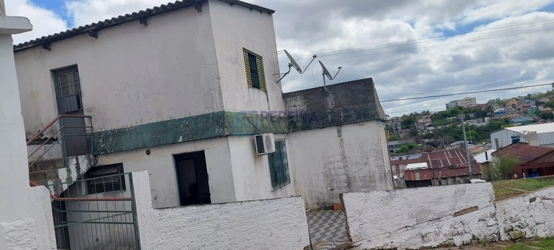 Casa + Kitnet no Fluminense: 2ª foto da galeria de imagens do imóvel