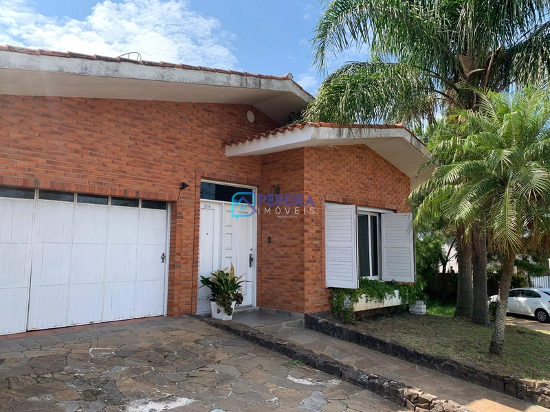 Casa com 03 suítes no Jardim Europa: 5ª foto da galeria de imagens do imóvel
