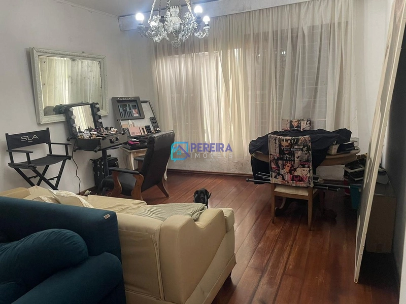 Casa com 03 suítes no Jardim Europa: 11ª foto da galeria de imagens do imóvel