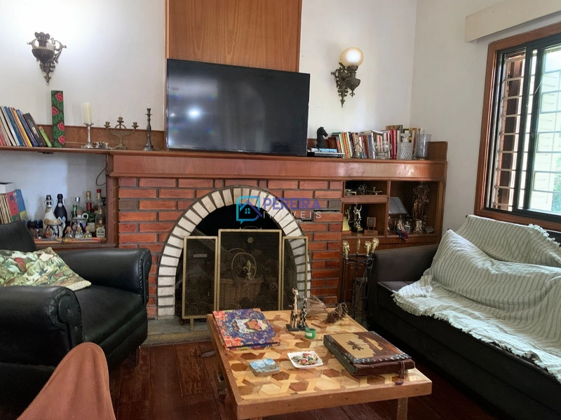 Casa com 03 suítes no Jardim Europa: 13ª foto da galeria de imagens do imóvel