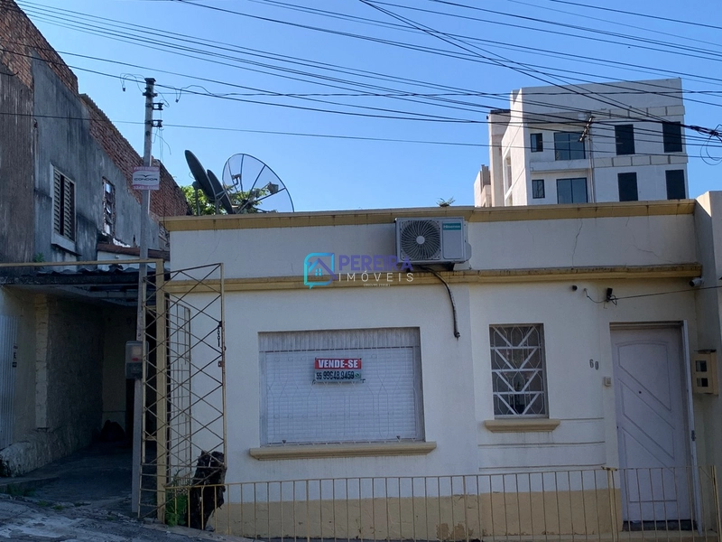 03 casas para venda no Centro.: 1ª foto da galeria de imagens do imóvel