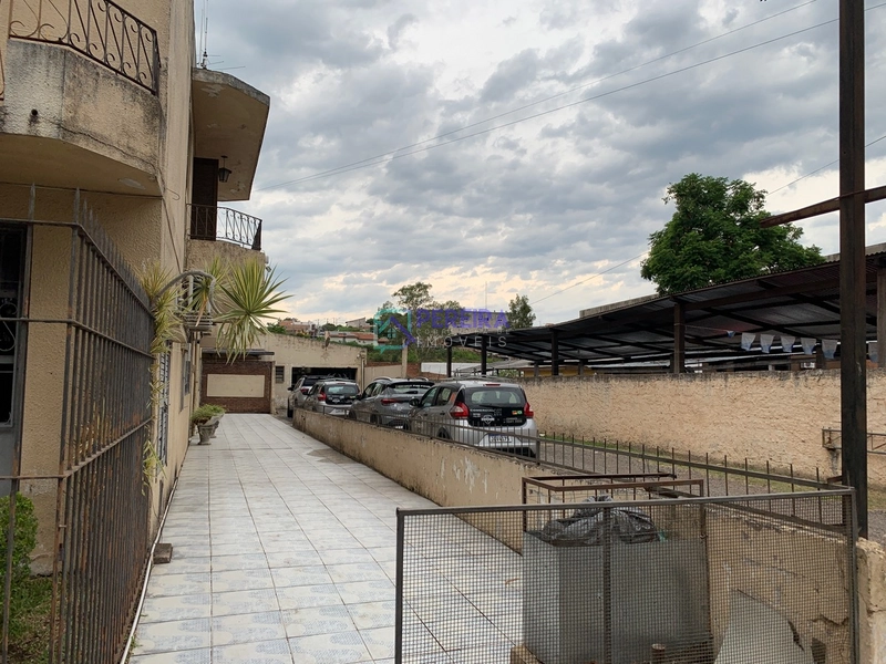 2 apartamentos, 3 salas comerciais + galpão no centro.: 1ª foto da galeria de imagens do imóvel