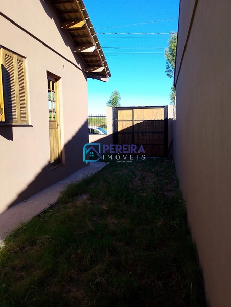 Casa com 02 dormitórios: 11ª foto da galeria de imagens do imóvel