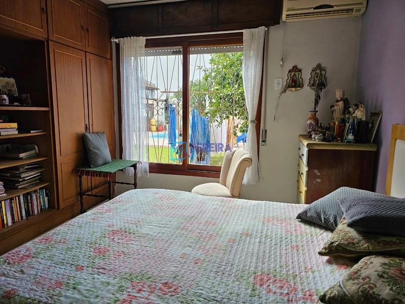Casa de 04 dormitórios no centro: 25ª foto da galeria de imagens do imóvel