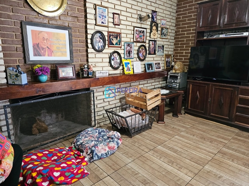 Casa de 04 dormitórios no centro: 22ª foto da galeria de imagens do imóvel