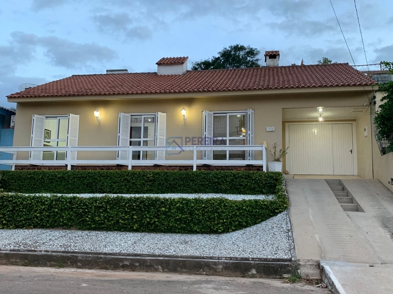 Excelente casa com 03 dormitórios no bairro Umbu.: 4ª foto da galeria de imagens do imóvel