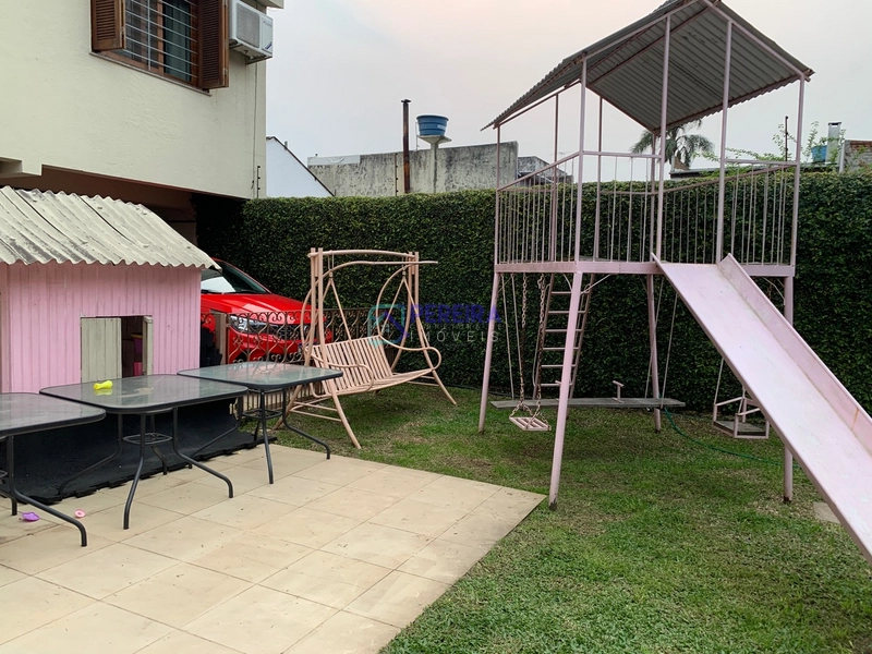 Linda casa de 03 dormitórios no Centro com piscina.: 29ª foto da galeria de imagens do imóvel