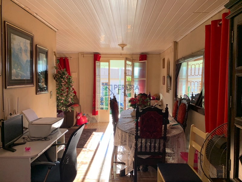 Casa com 2 dormitórios no Alto do Fluminense.: 4ª foto da galeria de imagens do imóvel