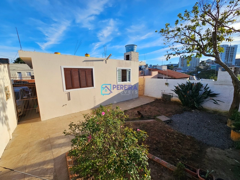 Casa com 05 dormitórios no Centro.: 8ª foto da galeria de imagens do imóvel
