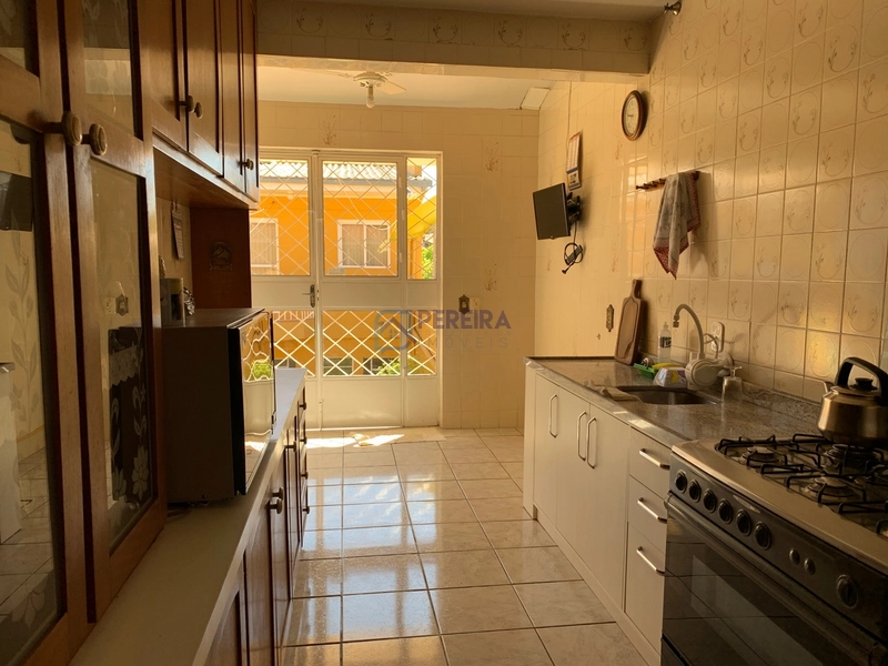 Casa com 4 dormitórios no Jardim Europa.: 12ª foto da galeria de imagens do imóvel