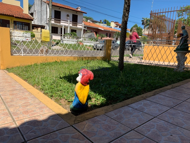 Casa com 4 dormitórios no Jardim Europa.: 2ª foto da galeria de imagens do imóvel