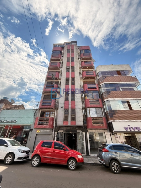 Apartamento de 03 dormitórios no Centro.: 3ª foto da galeria de imagens do imóvel