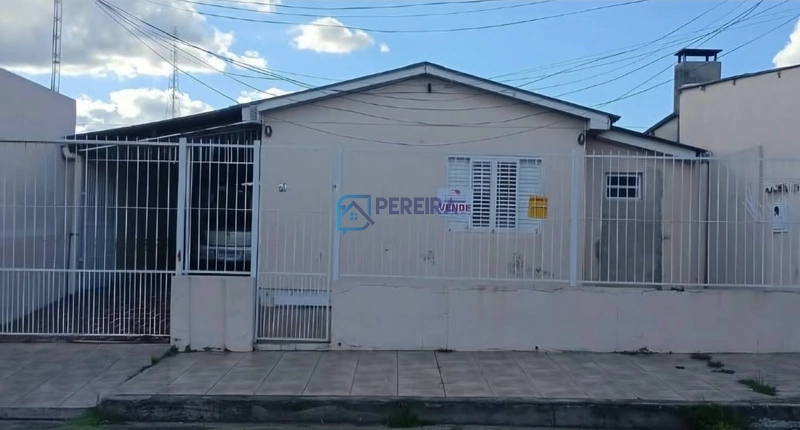 Casa 03 dormitórios em Quaraí. : 2ª foto da galeria de imagens do imóvel