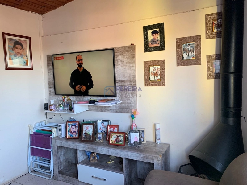 Casa de 02 dormitórios no bairro Jardins .: 2ª foto da galeria de imagens do imóvel