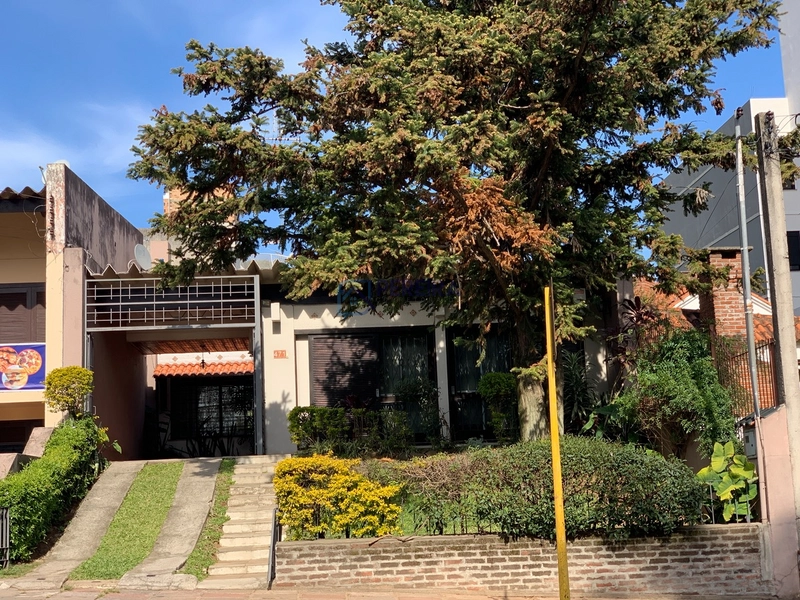 Casa no Centro com 3 dormitórios: 5ª foto da galeria de imagens do imóvel