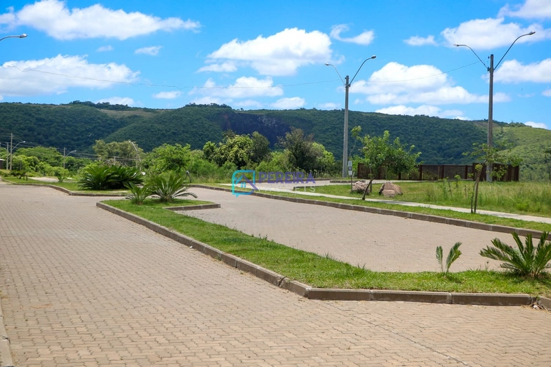 Terreno de esquina no Mirante del Bosque: 2ª foto da galeria de imagens do imóvel