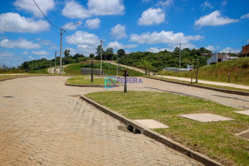Terreno de esquina no Mirante del Bosque: 1ª foto da galeria de imagens do imóvel