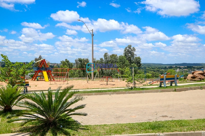 Terreno de esquina no Mirante del Bosque: 3ª foto da galeria de imagens do imóvel