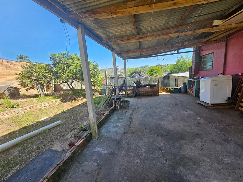 Casa de 03 dormitórios: 16ª foto da galeria de imagens do imóvel
