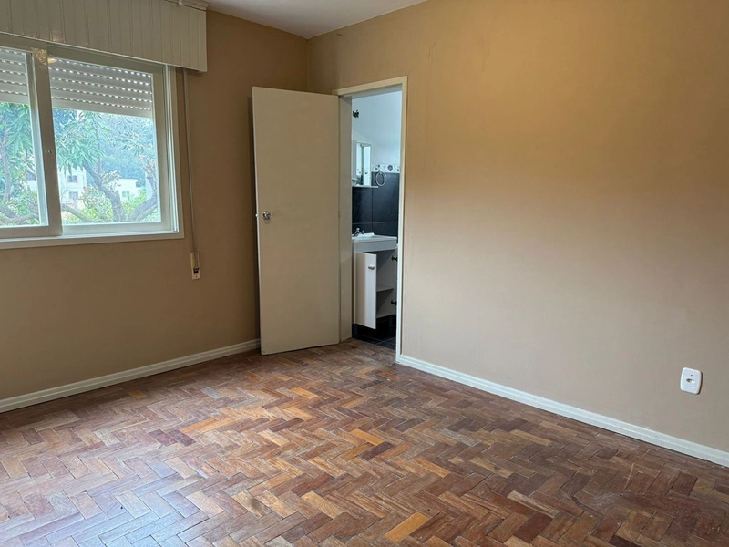 Apartamento de 04 dormitórios: 2ª foto da galeria de imagens do imóvel