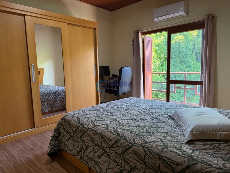 Casa de 04 dormitórios : 23ª foto da galeria de imagens do imóvel