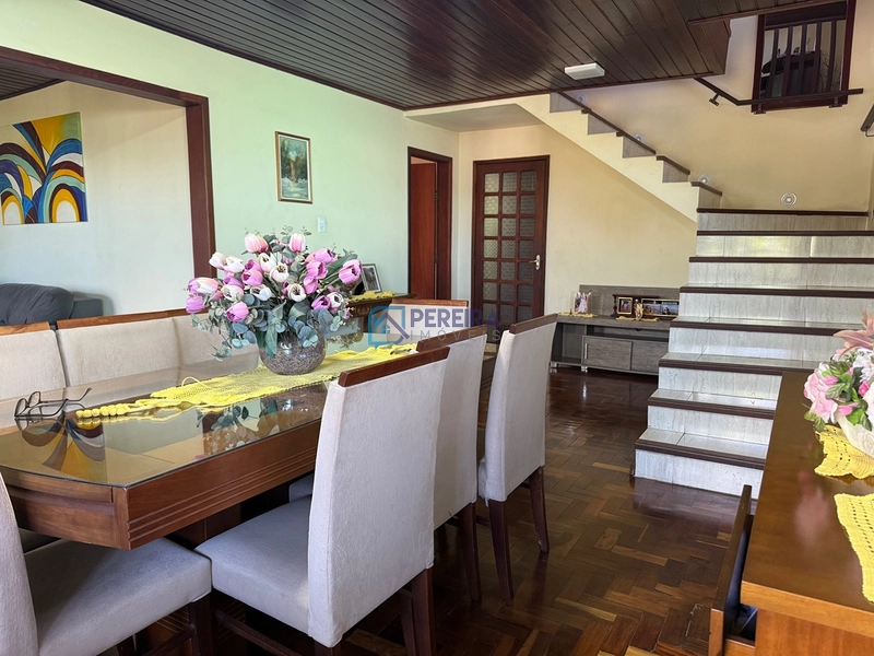 Casa de 04 dormitórios : 41ª foto da galeria de imagens do imóvel