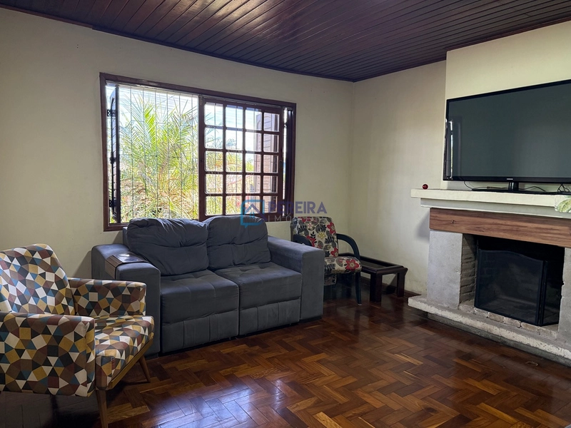 Casa de 04 dormitórios : 36ª foto da galeria de imagens do imóvel