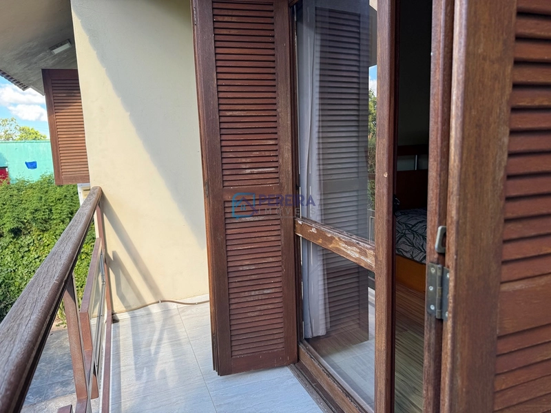 Casa de 04 dormitórios : 11ª foto da galeria de imagens do imóvel