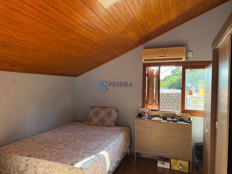 Casa de 04 dormitórios : 30ª foto da galeria de imagens do imóvel