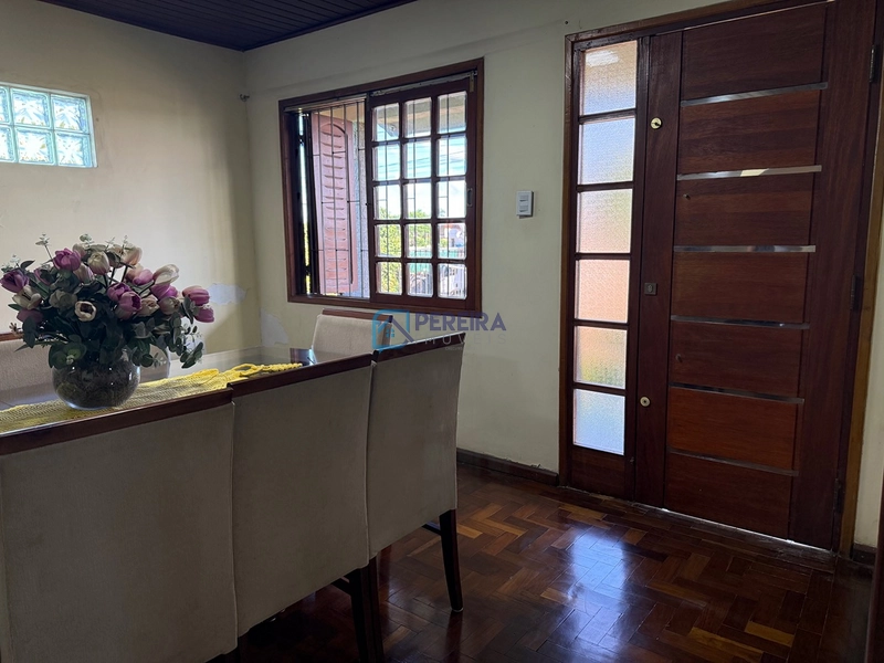 Casa de 04 dormitórios : 35ª foto da galeria de imagens do imóvel