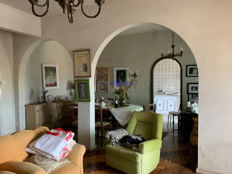 Apartamento de 02 dormitórios no Centro.: 3ª foto da galeria de imagens do imóvel