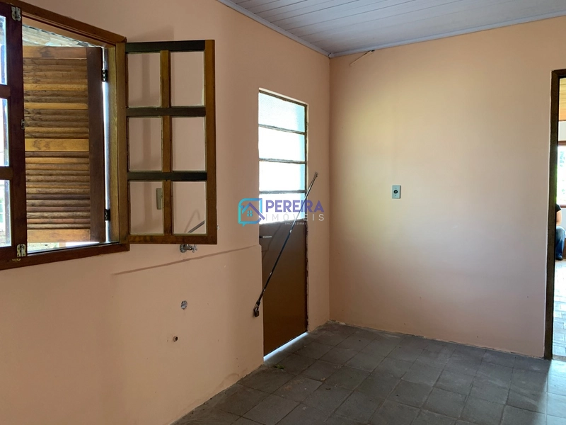 Casa de 02 dormitórios na Argiles: 5ª foto da galeria de imagens do imóvel