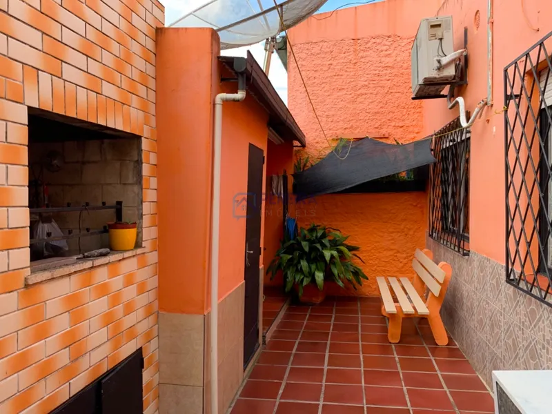 Casa de 2 dormitórios: 25ª foto da galeria de imagens do imóvel