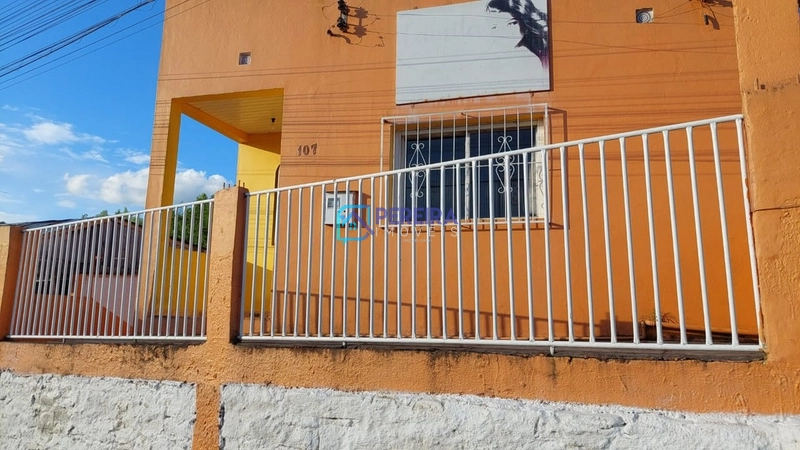 Duas casas no mesmo terreno: 2ª foto da galeria de imagens do imóvel