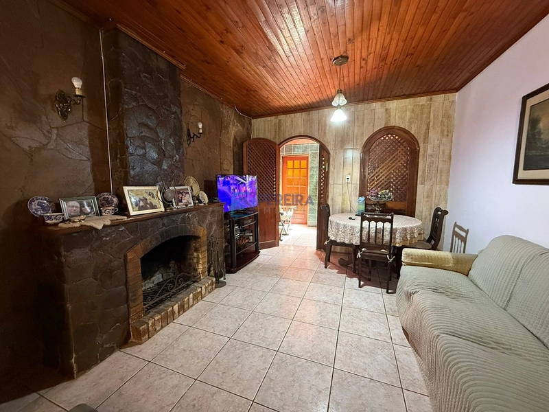 Casa Central de 03 dormitórios: 6ª foto da galeria de imagens do imóvel