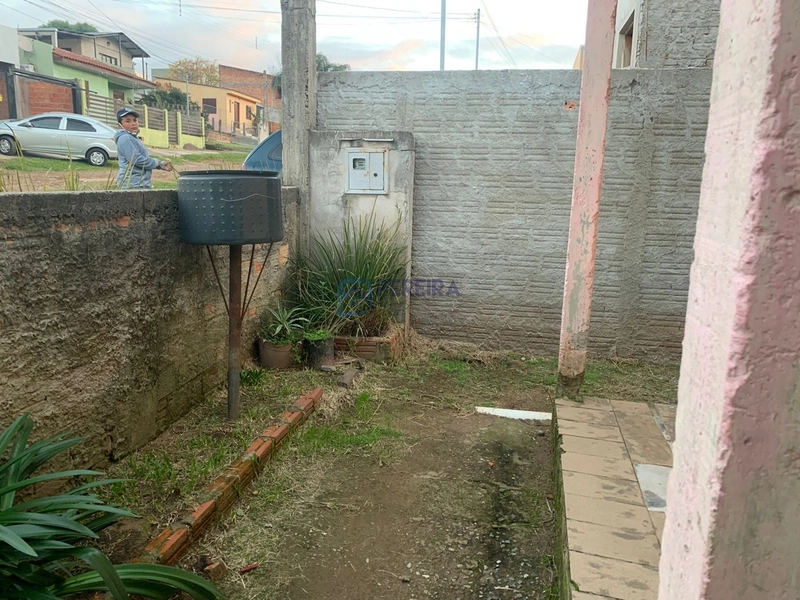 Casa de 02 dormitórios no bairro Jardins.: 3ª foto da galeria de imagens do imóvel