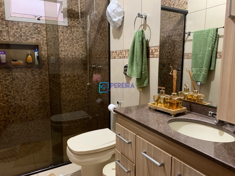 Casa de 03 dormitórios com piscina.: 18ª foto da galeria de imagens do imóvel