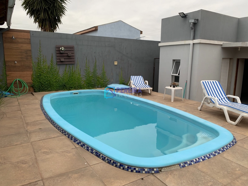 Casa de 03 dormitórios com piscina.: 39ª foto da galeria de imagens do imóvel
