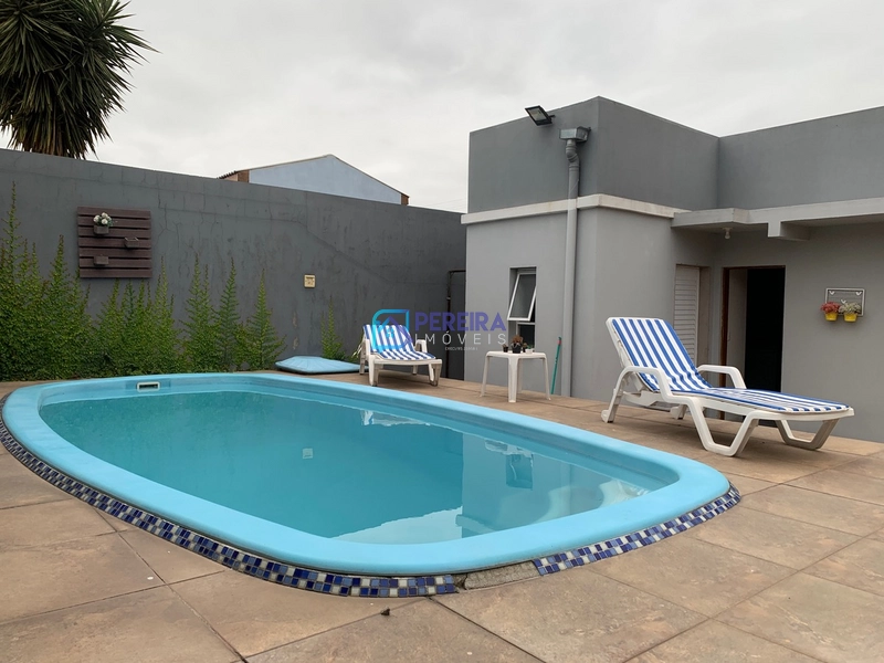 Casa de 03 dormitórios com piscina.: 37ª foto da galeria de imagens do imóvel
