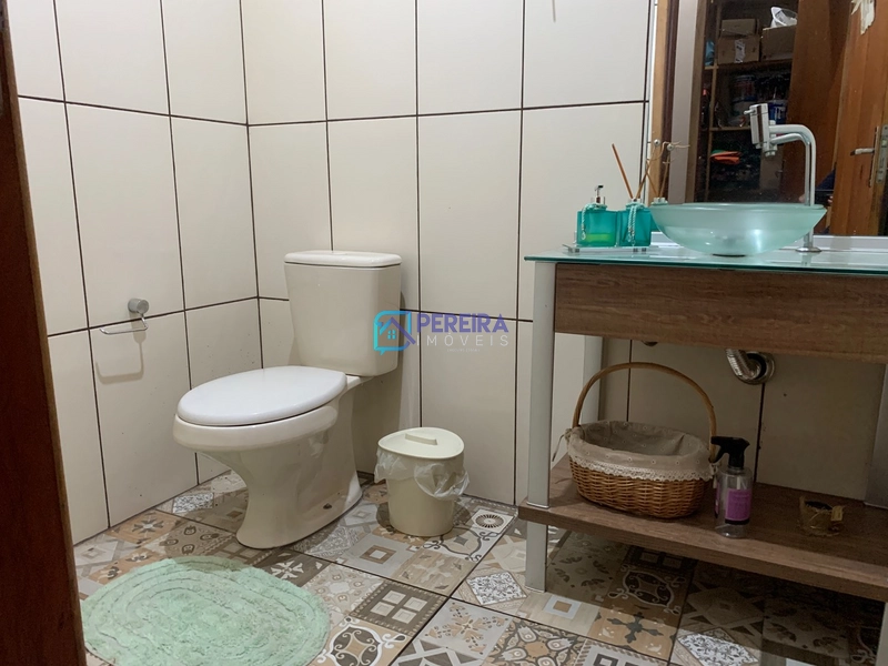 Casa de 03 dormitórios com piscina.: 51ª foto da galeria de imagens do imóvel