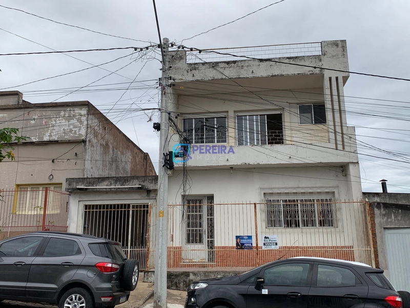 Casa com 05 dormitórios no Centro.: 2ª foto da galeria de imagens do imóvel