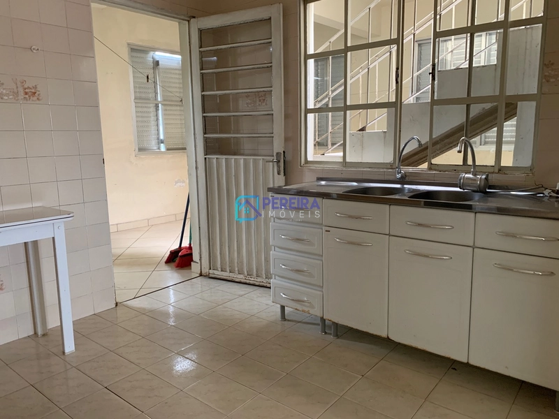 Casa com 05 dormitórios no Centro.: 10ª foto da galeria de imagens do imóvel